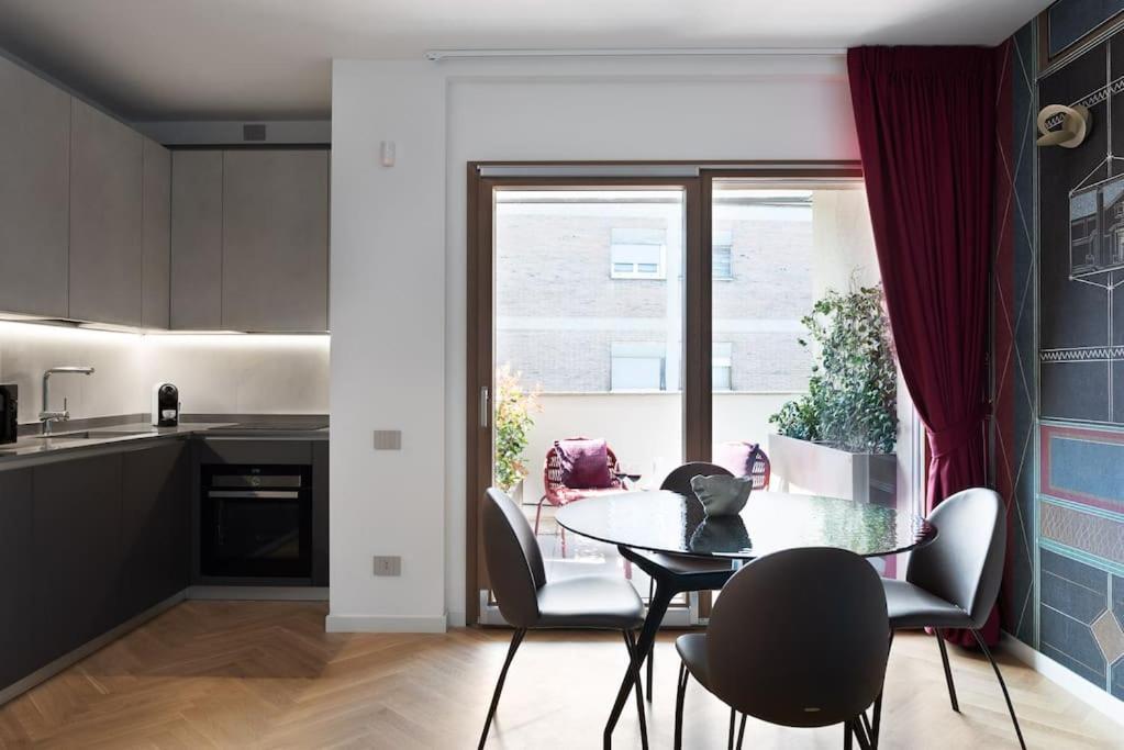 Apartment Idyllia - Maia Luxury Rom